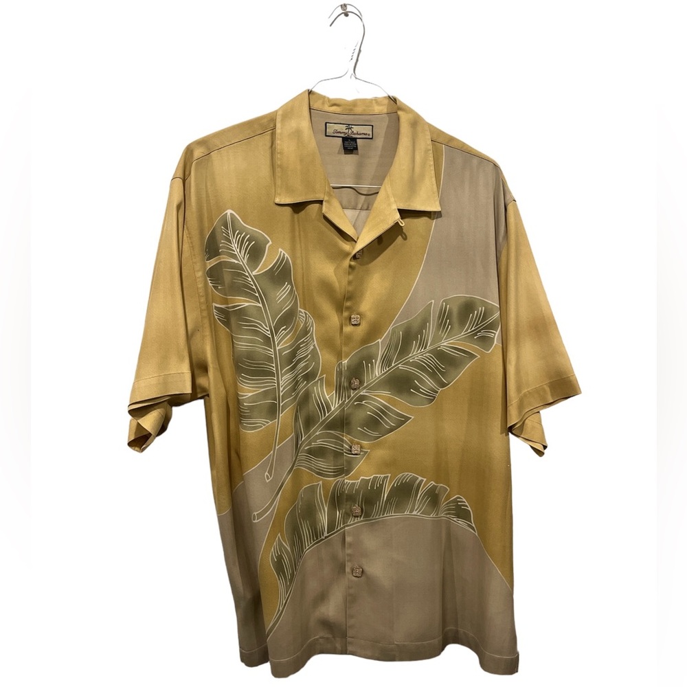 TOMMY BAHAMA Size L Men’s 100% Silk Hawaiian Camp Shirt Yellow Green Palm Leaf